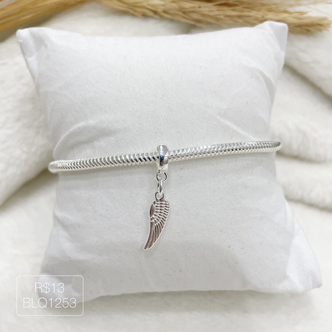 Berloque Asa Pendurado Liso Prateado